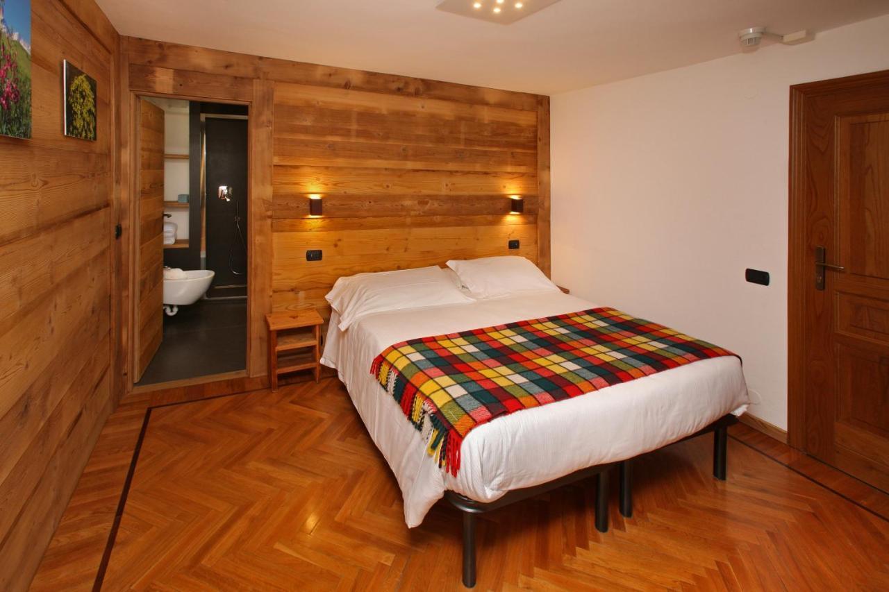 Hotel Biancaneve Sauze D'Oulx Exterior photo